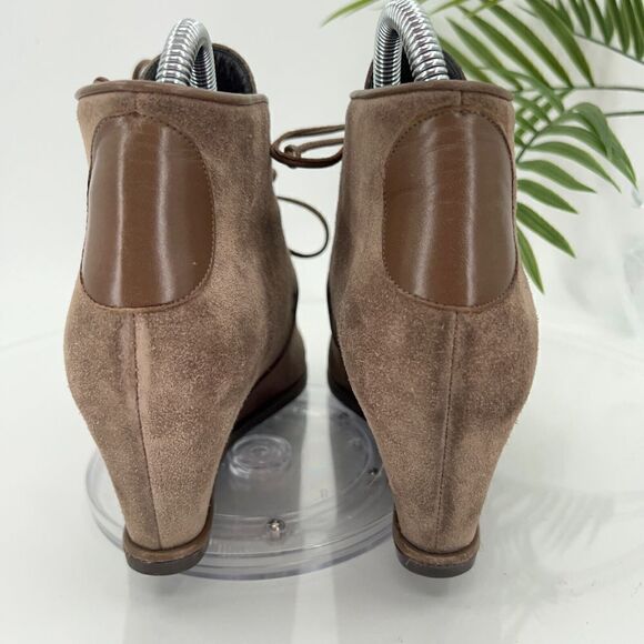 Stuart Weitzman Kalahari Wedge Boot Ankle Bootie Brown Suede Lace Up Size 6.5 - Picture 7 of 16